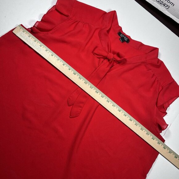 Rouge Collection Women’s Size 3X Red Blouse Short Flutter Sleeves Tie Front - Picture 8 of 9